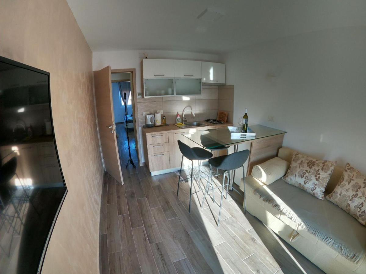 Apartment Natalia Valbandon 外观 照片